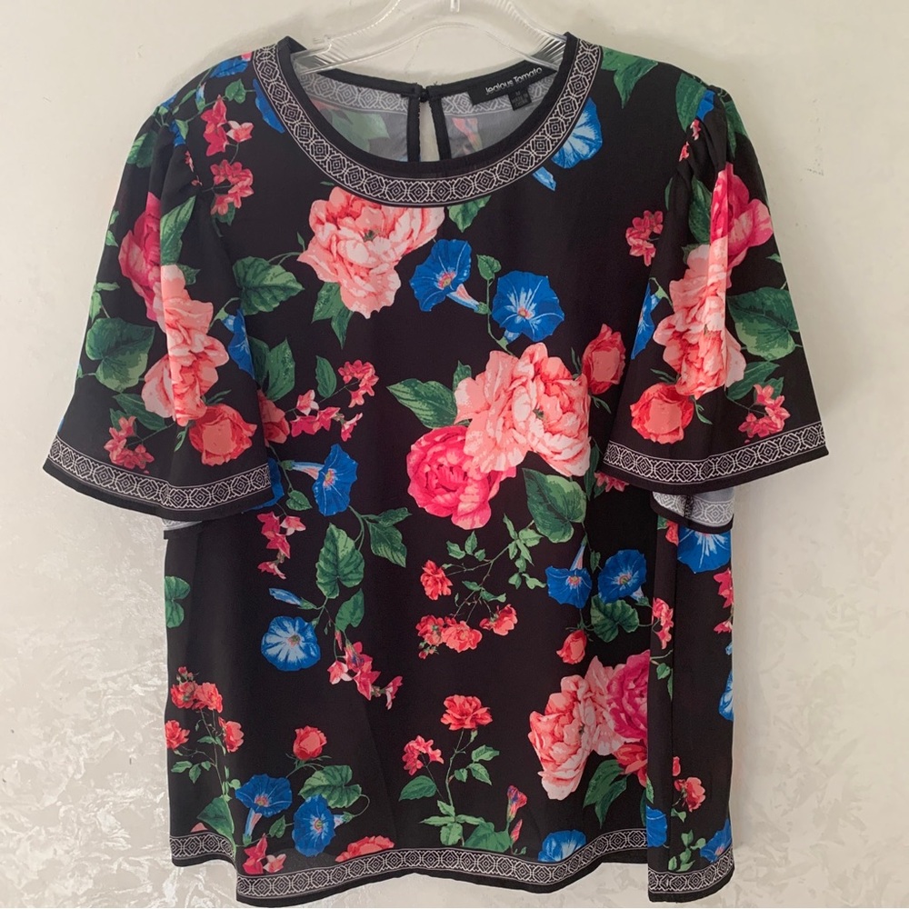 Jealous Tomato M Black Floral Short Sleeve Blouse